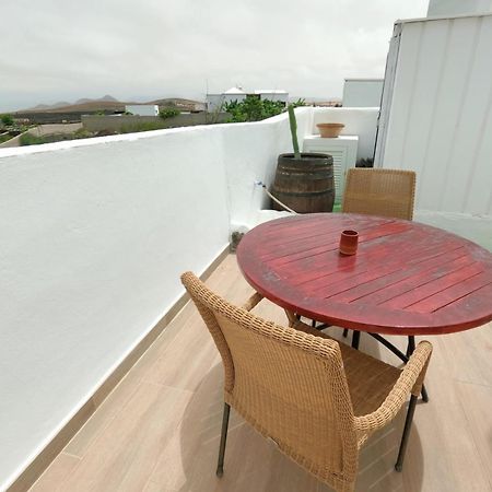 Jardin Del Mar Apartment Tinajo Luaran gambar