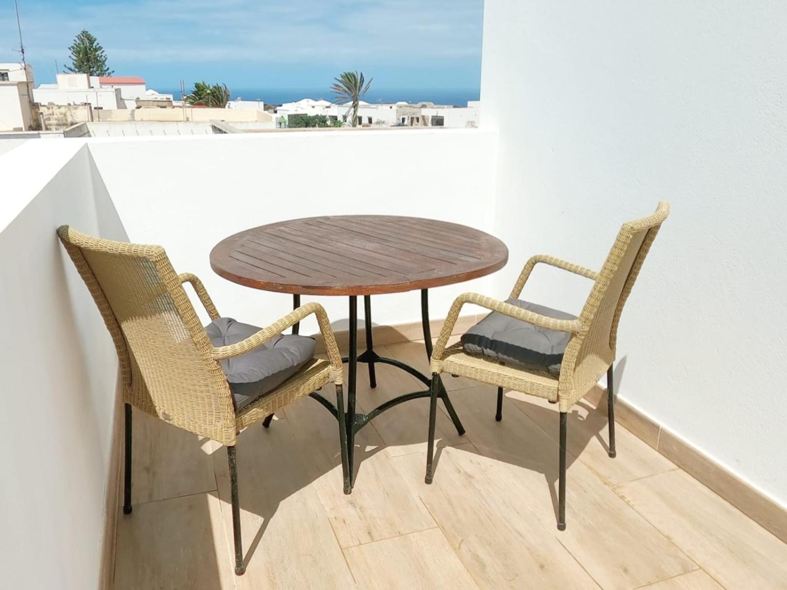 Jardin Del Mar Apartment Tinajo Luaran gambar